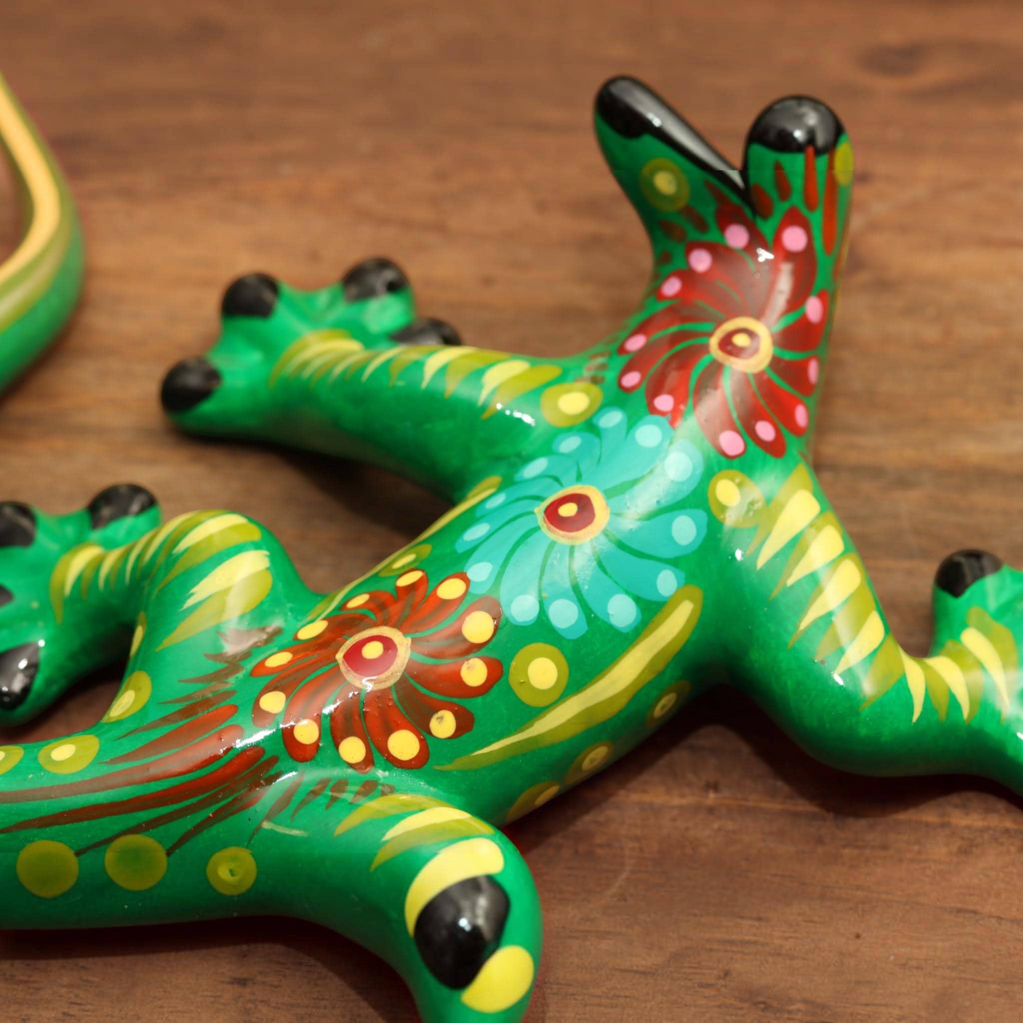 Salamander Glossy Green Figurine | Fun Mexican Folk Art Lizard | Quirky Hand painted Reptile Decor