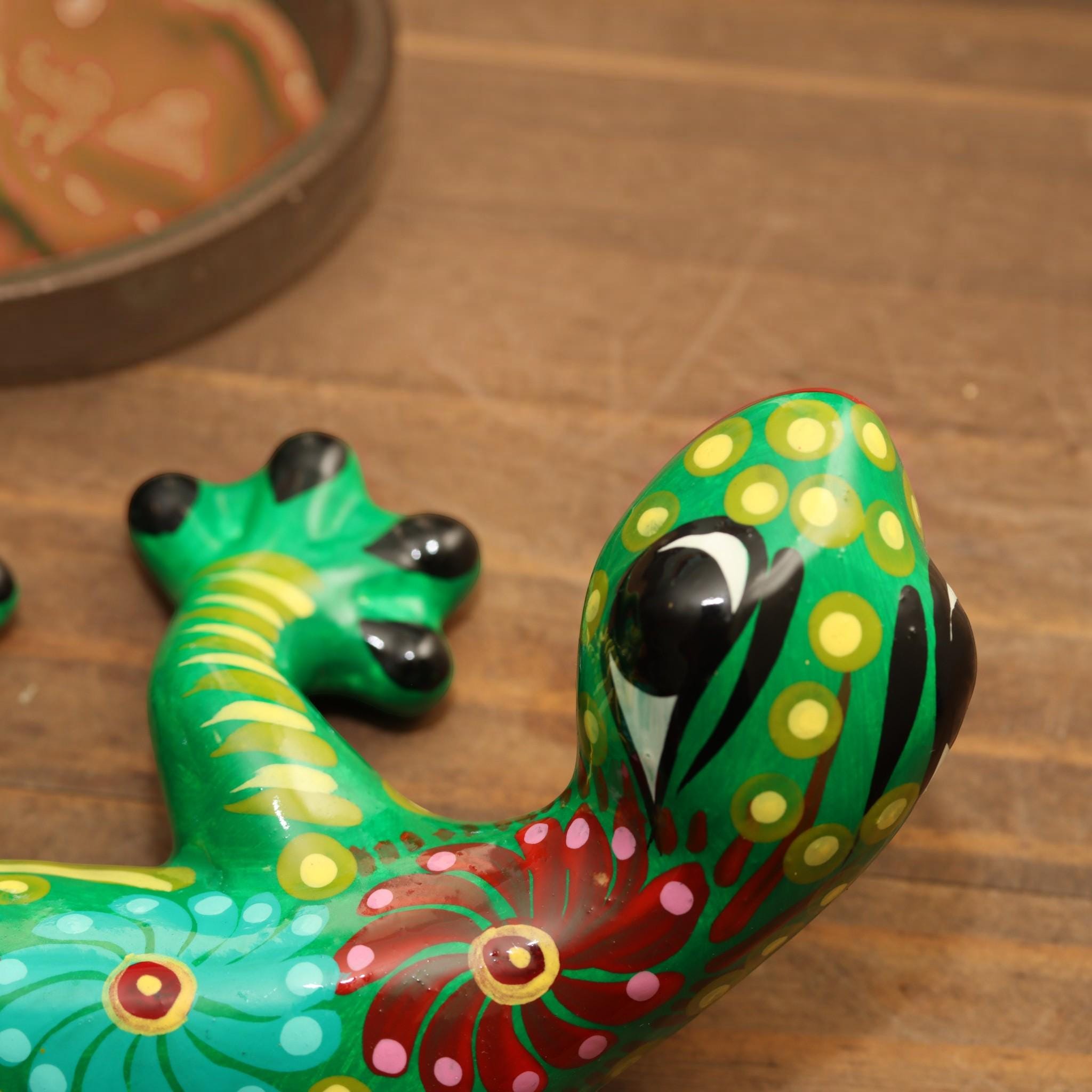 Salamander Glossy Green Figurine | Fun Mexican Folk Art Lizard | Quirky Hand painted Reptile Decor