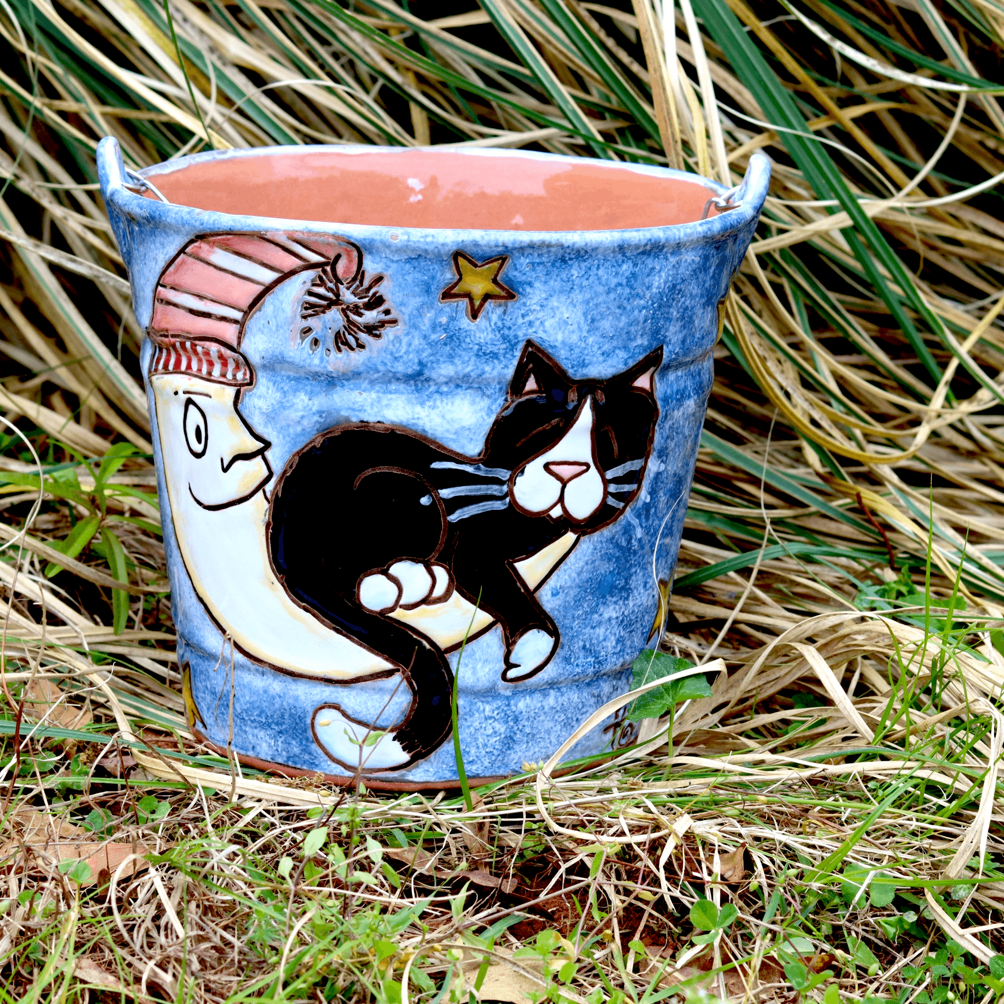 Hand-painted ceramic planter from Guanajuato Mexico with tuxedo cat sleeping on crescent moon folk art design blue glaze 9.5 inches